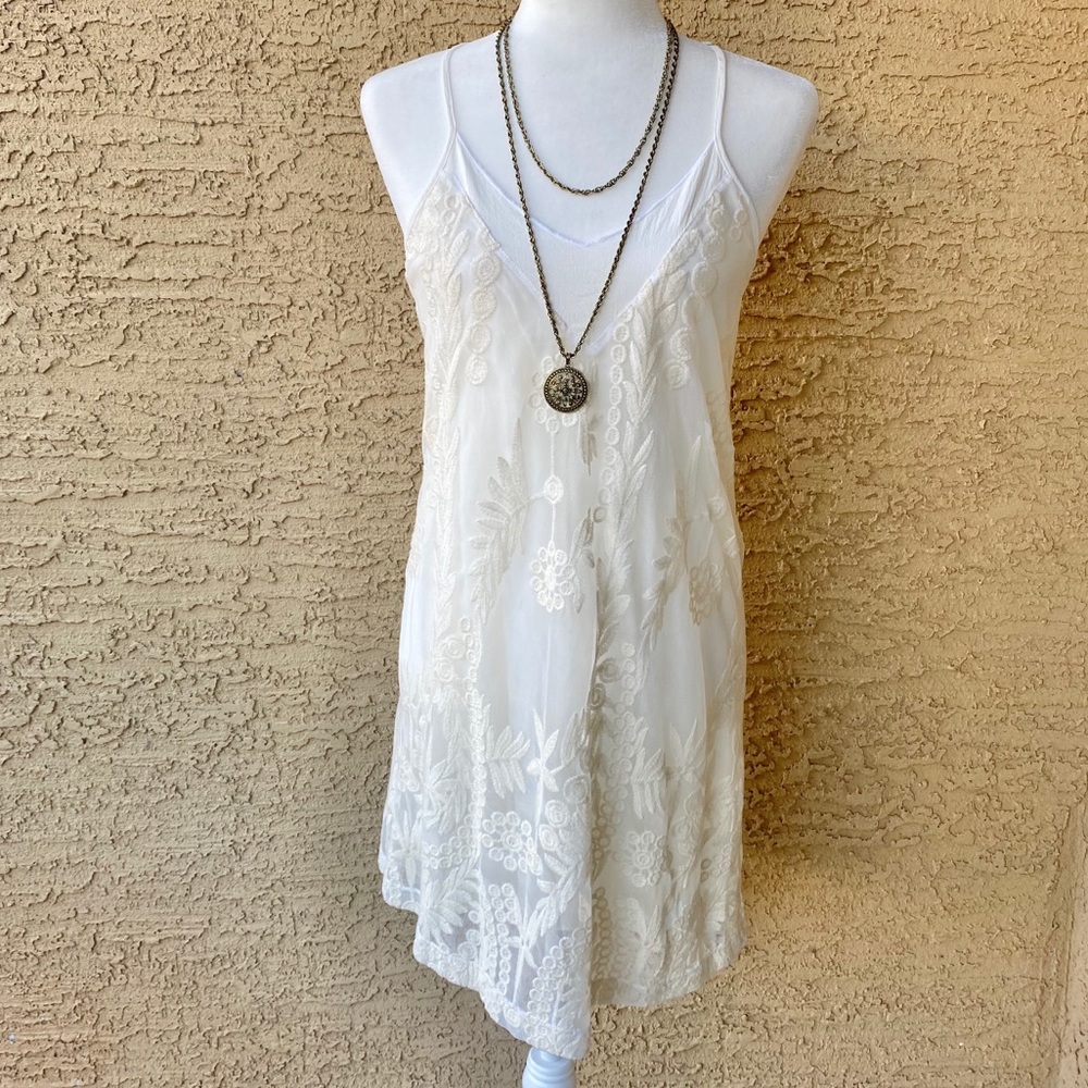 Language, Anthro | Dress w/Lace & Embroidery
